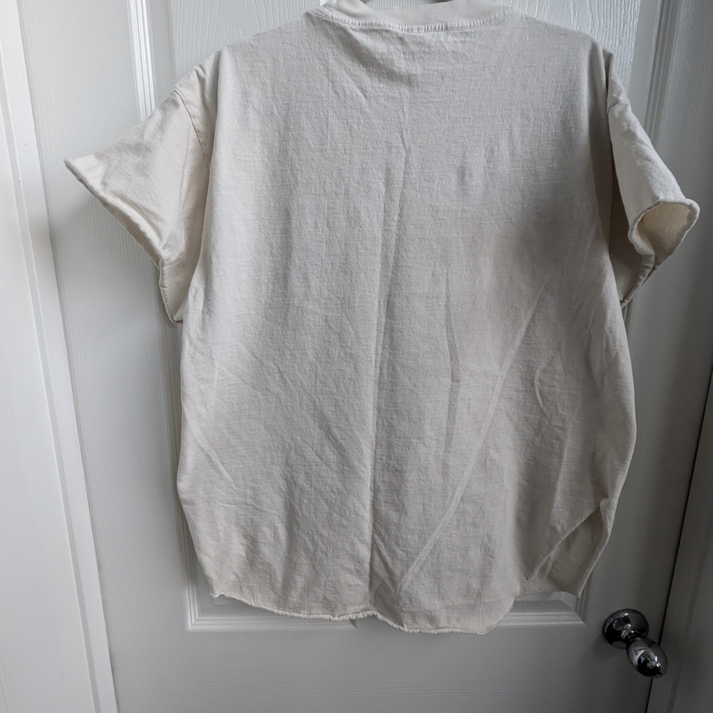 Graphic Short Sleeve Tee in Cream with Snake Print - Picture 5 of 5